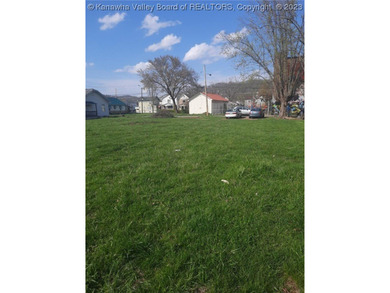 Kanawha River Lot Sale Pending in Charleston West Virginia