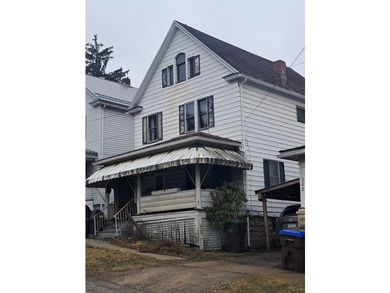 Investors take a look at this home in downtown Franklin, this - photo 2