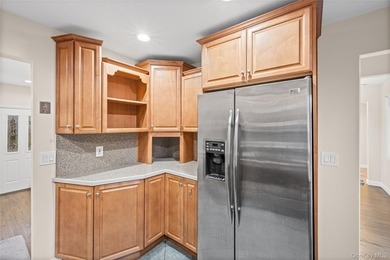 Beautifully renovated 3-bedroom, 1-bath ranch in the heart of - photo 15