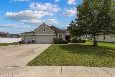 Lakes at Eagle Landing Golf Club Home Sale Pending in Middleburg Florida