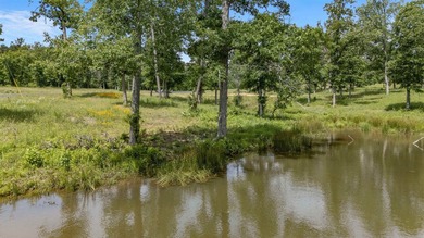 Lake life is calling! This beautiful corner, waterfront lot in - photo 7