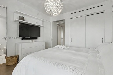 This elegant and modern unit in Palazzo Del Sol is stunning with - photo 49