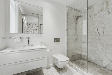 This elegant and modern unit in Palazzo Del Sol is stunning with - photo 50