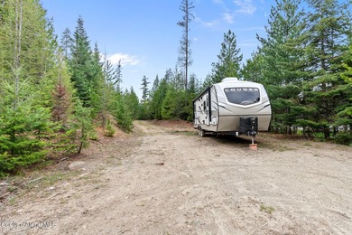 40 Acres Located in a Highly Desirable Area in a Gated Community - photo 4