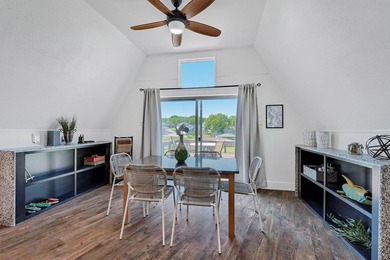 Unique lakefront home with nice updates, two bedrooms and 2 - photo 14