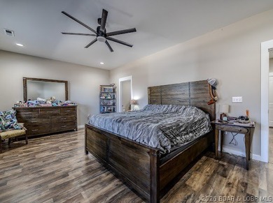 ONE of a kind BEAUTIFUL luxury house sitting on 5.4 acres with - photo 17