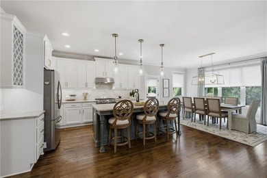 Welcome to your private retreat in the prestigious, gated Lake - photo 21