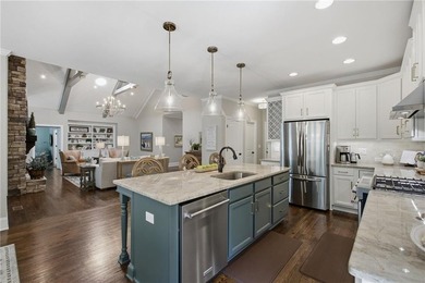 Welcome to your private retreat in the prestigious, gated Lake - photo 24