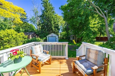Conveniently located just minutes from the University of - photo 35