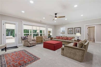 Welcome to your private retreat in the prestigious, gated Lake - photo 44