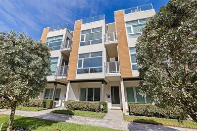 Under contract-accepting backup offers. One or more photo(s) has