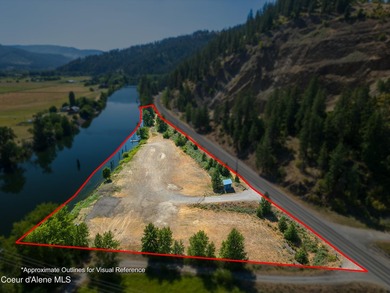 Discover the rare opportunity to own 2.75 acres of pristine - photo 2