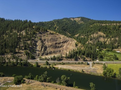 Discover the rare opportunity to own 2.75 acres of pristine - photo 4