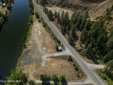 Discover the rare opportunity to own 2.75 acres of pristine - photo 6