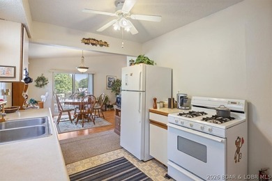 Vacation or Full Time Home. Well taken care of 3 Bedroom 2 Bath - photo 12