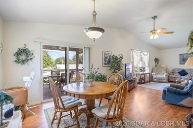 Vacation or Full Time Home. Well taken care of 3 Bedroom 2 Bath - photo 13