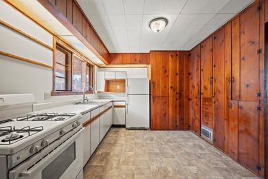 Perfect 2-Unit Home with Rental Income Potential - Ideal for - photo 14