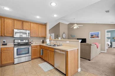 Welcome to your new home located in the desirable Intracoastal - photo 15