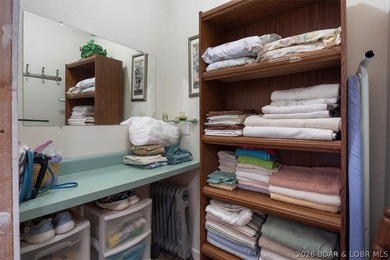 Vacation or Full Time Home. Well taken care of 3 Bedroom 2 Bath - photo 16