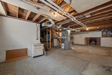 Perfect 2-Unit Home with Rental Income Potential - Ideal for - photo 30