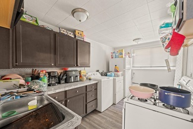 Perfect 2-Unit Home with Rental Income Potential - Ideal for - photo 37