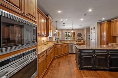 Spacious custom built home on 6.3 acres. Serene country setting - photo 9