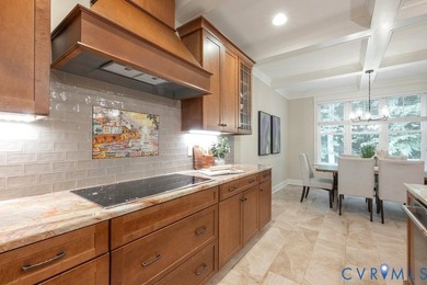 Lovely custom-built home presents a rare opportunity to - photo 21