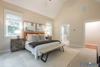 Lovely custom-built home presents a rare opportunity to - photo 32