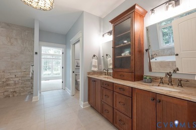 Lovely custom-built home presents a rare opportunity to - photo 37