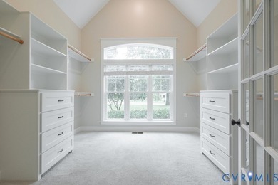 Lovely custom-built home presents a rare opportunity to - photo 39
