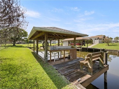 FISHERMAN'S DREAM! Located on a deep canal to Lake Istokpoga - photo 41
