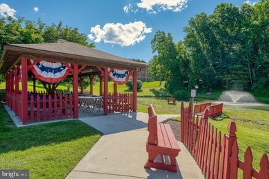 This well-maintained condo is tucked away in a premium location - photo 31