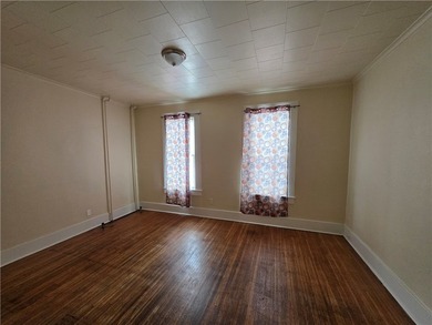 Investment Opportunity: Duplex with Potential in Rochester! - photo 3