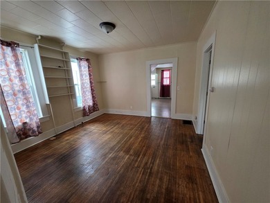 Investment Opportunity: Duplex with Potential in Rochester! - photo 6