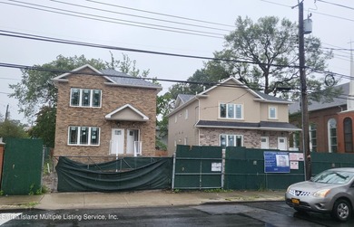 BRAND NEW CONSTRUCTION 6 OVER 6. LEVEL 1: MBR SUITE WITH 3/4 - photo 2