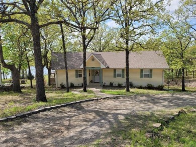 	CUTE AS CAN BE WATERFRONT HOME NEXT TO PATRIOT POINTE!  - Lake Home For Sale in Eufaula, Oklahoma