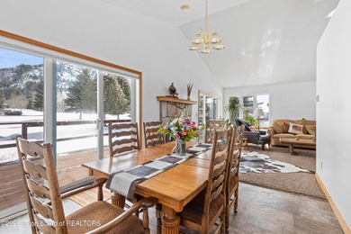 Golf Course Home with Stunning Mountain Views! Spacious - photo 12