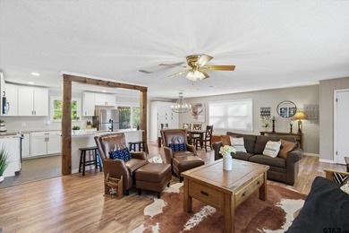 Discover the perfect blend of tranquility and style with this - photo 14
