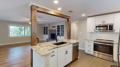 Discover the perfect blend of tranquility and style with this - photo 15
