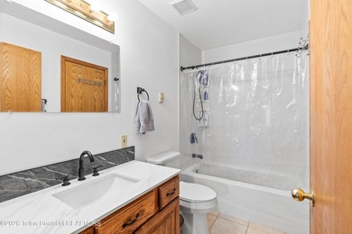 Golf Course Home with Stunning Mountain Views! Spacious - photo 24