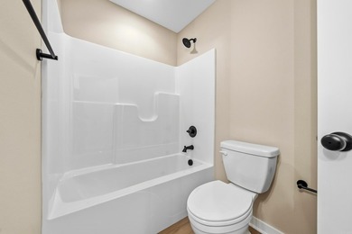 Discover quality craftsmanship and modern comfort in this - photo 39