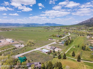 Golf Course Home with Stunning Mountain Views! Spacious - photo 45
