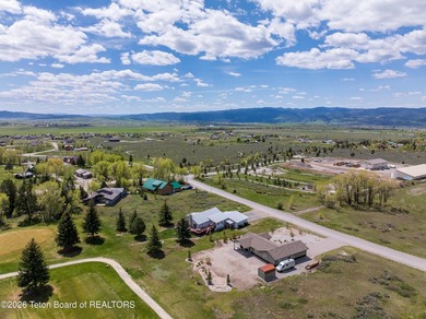 Golf Course Home with Stunning Mountain Views! Spacious - photo 47