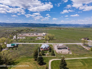 Golf Course Home with Stunning Mountain Views! Spacious - photo 48