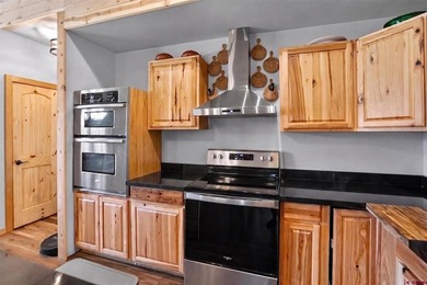 Arica Andreatta, Code of the West Real Estate, LLC, C:,,: - photo 12