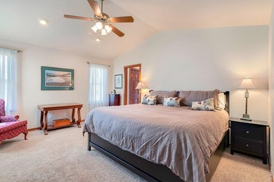 Rare opportunity to own this beautifully updated custom ranch on - photo 19