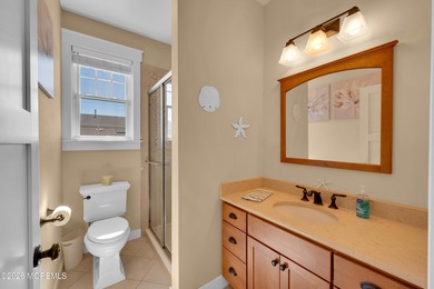 Stunning custom-designed 4BR, 3BA waterfront home on a wide - photo 20