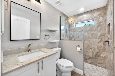 GOLF VIEWS! BEAUTIFUL 3 BEDROOM, 2 BATH, 3-CAR GARAGE HOME IN - photo 22