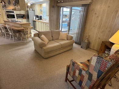 Charming & Spacious 2-Bedroom Home - Turnkey & Pet-Friendly! - photo 24