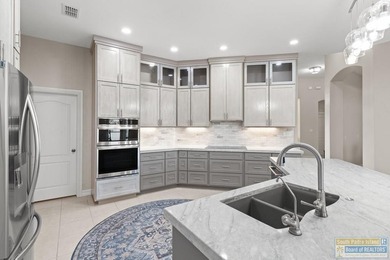 Beautiful custom-built 3BR/3.5BA lakeside home in the South - photo 25